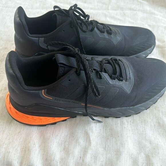 Adidas Men’s Response Trail 2.0 Running Shoe 12 - Picture 2 of 8